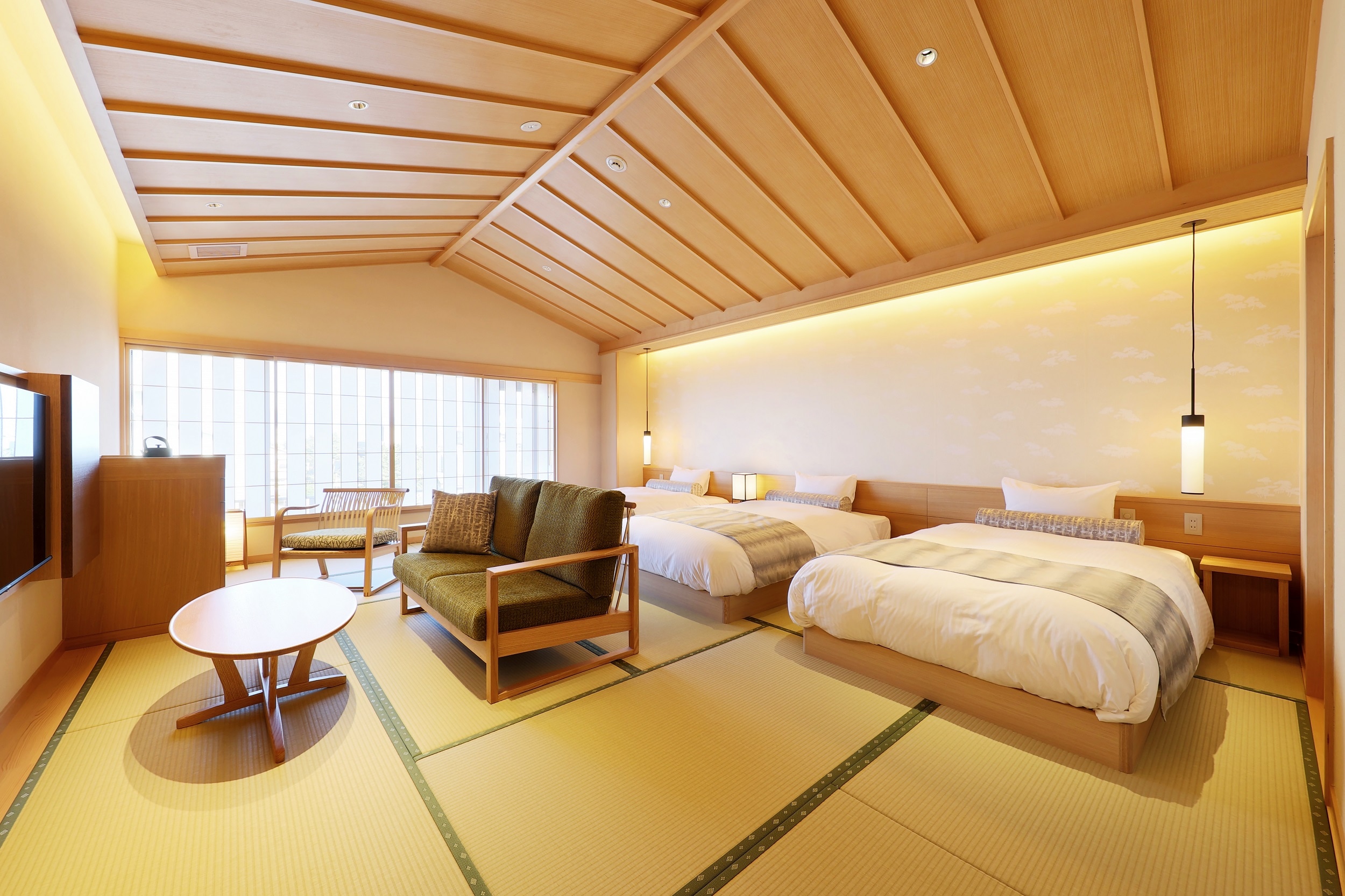 Triple bed modern Japanese style room