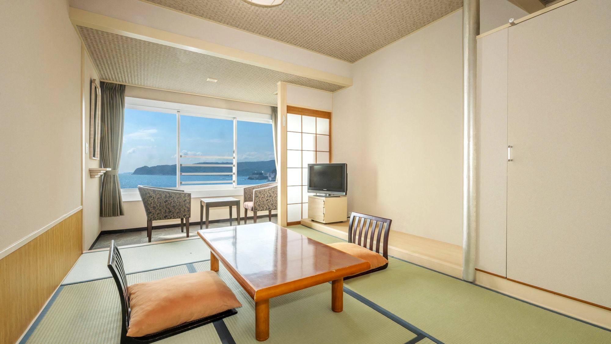 [Ocean] Japanese-style room, 6 tatami mats