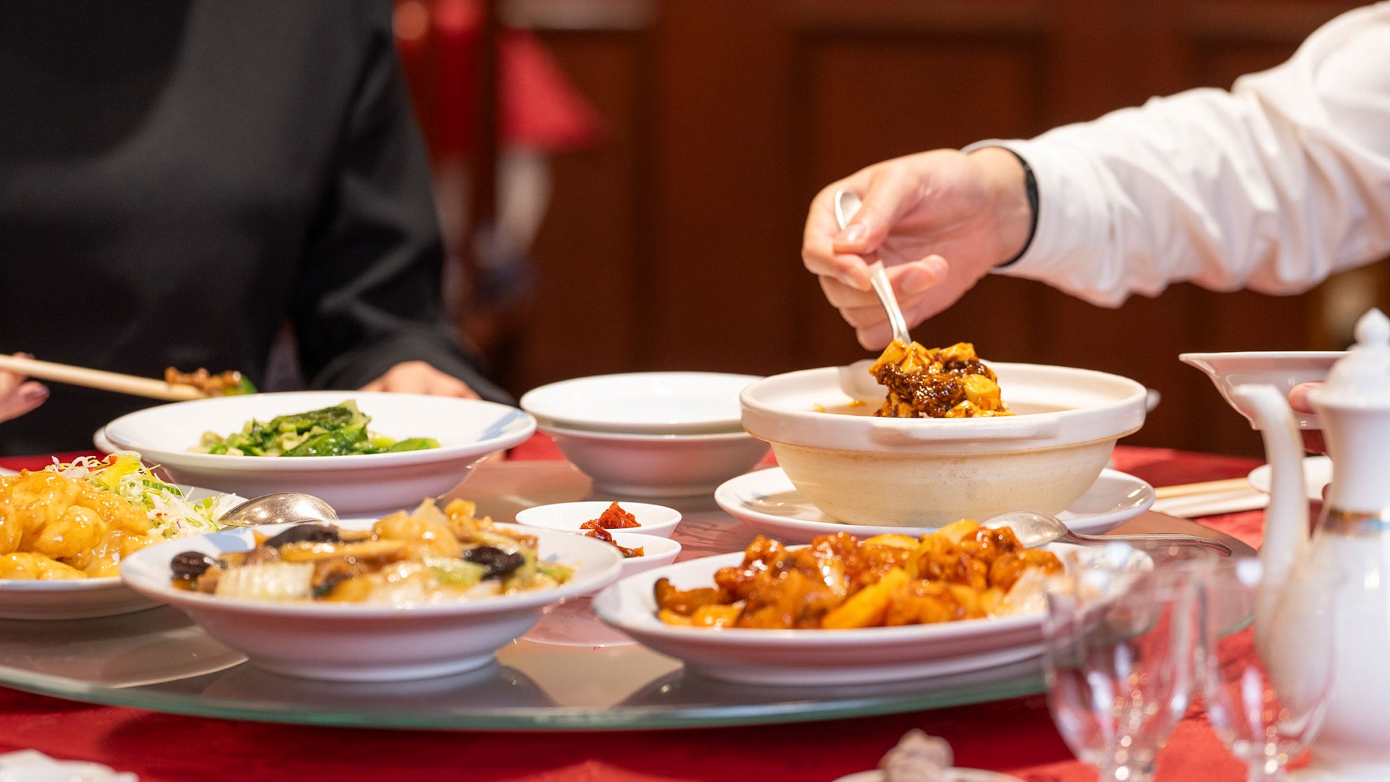 [Masakan Cina Sichuan Tohkagen] Nikmati pengalaman kuliner istimewa yang memadukan tradisi dan inovasi masakan Sichuan.