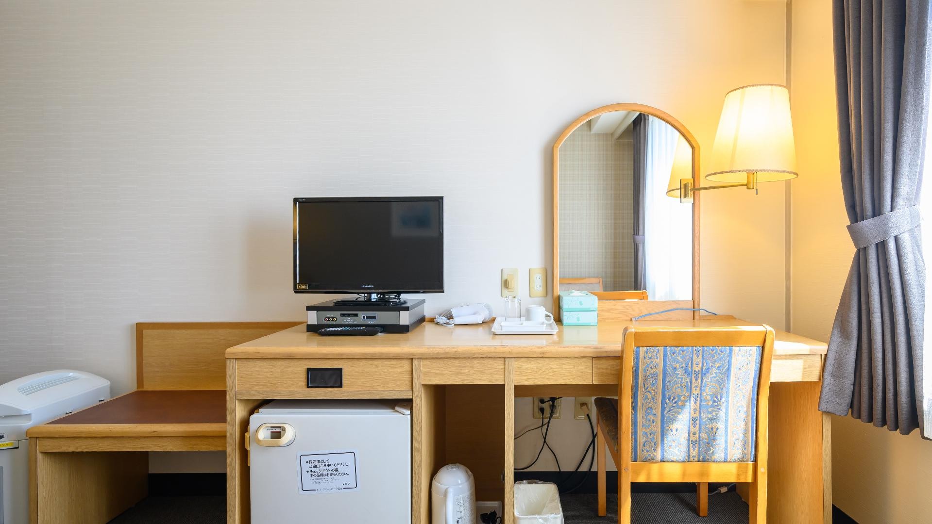 [Single High Class] Desk area