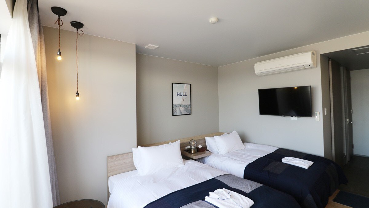 208: Ocean View Terrace Twin