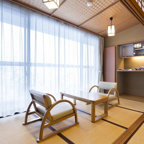 Pure Japanese room 12.5 tatami + sofa included