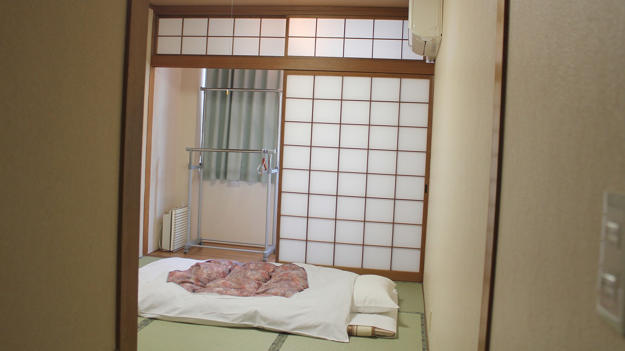 ห้องสไตล์ญี่ปุ่น 6 เสื่อทาทามิ