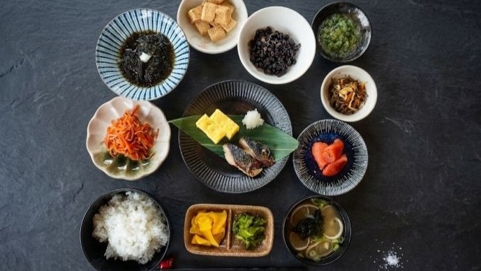 日本美食圖片：享用暖心的早餐，搭配與福島米完美融合的日式小菜。