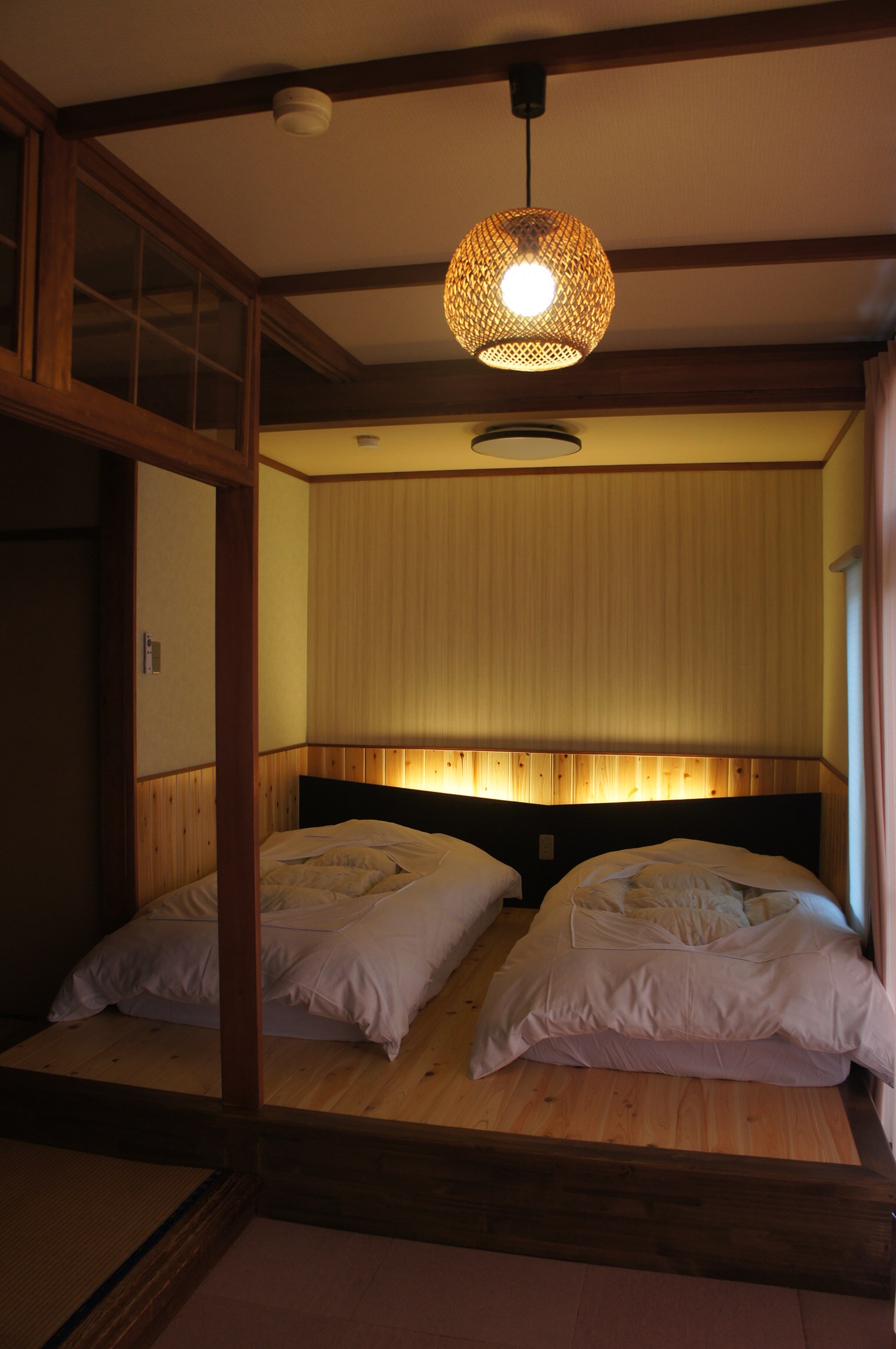 Japanese modern room (Japanese-style room 7.5 tatami mats + Japanese-style bed room) with toilet