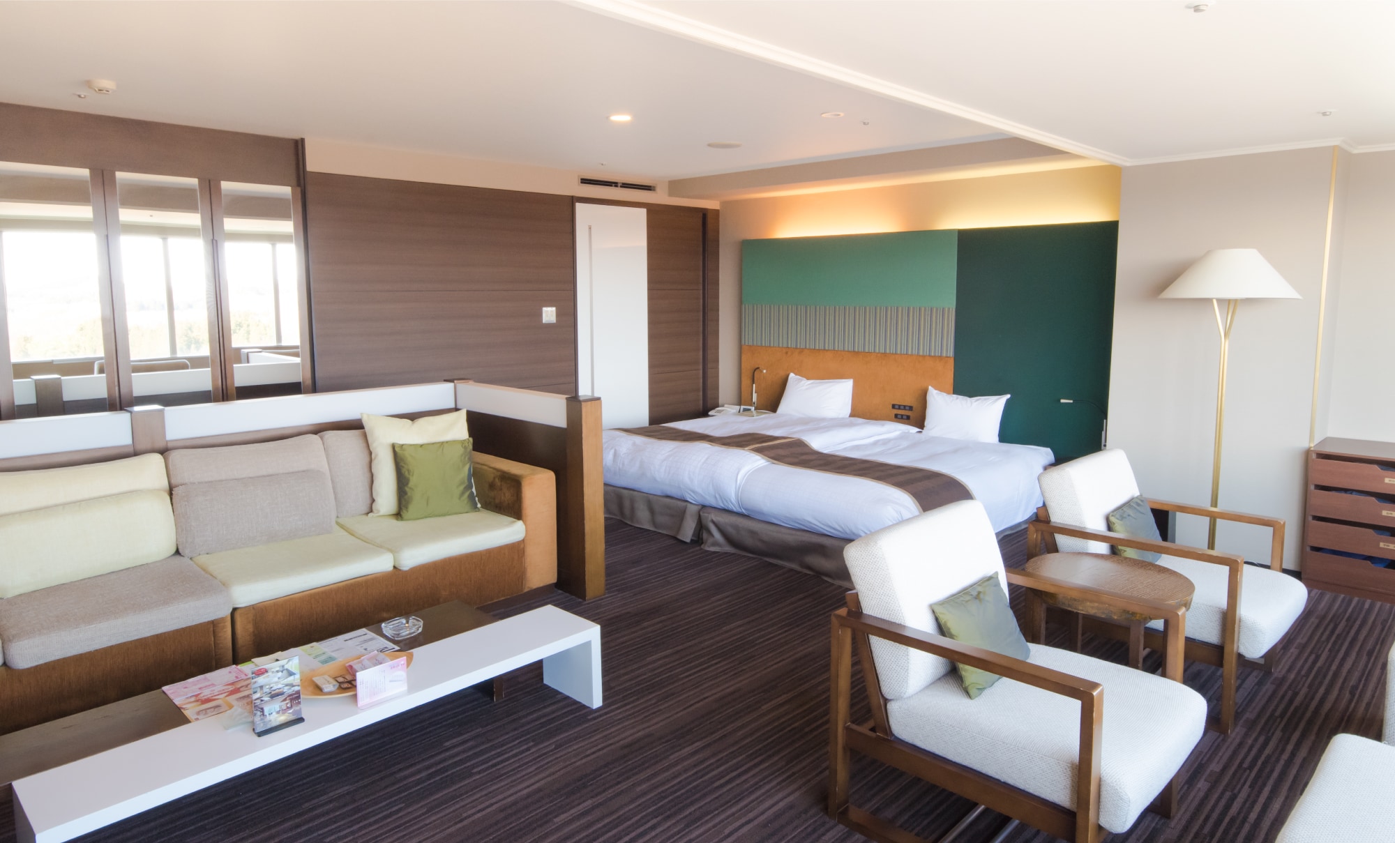 [Western-style room] {Annex 12th floor EX room}