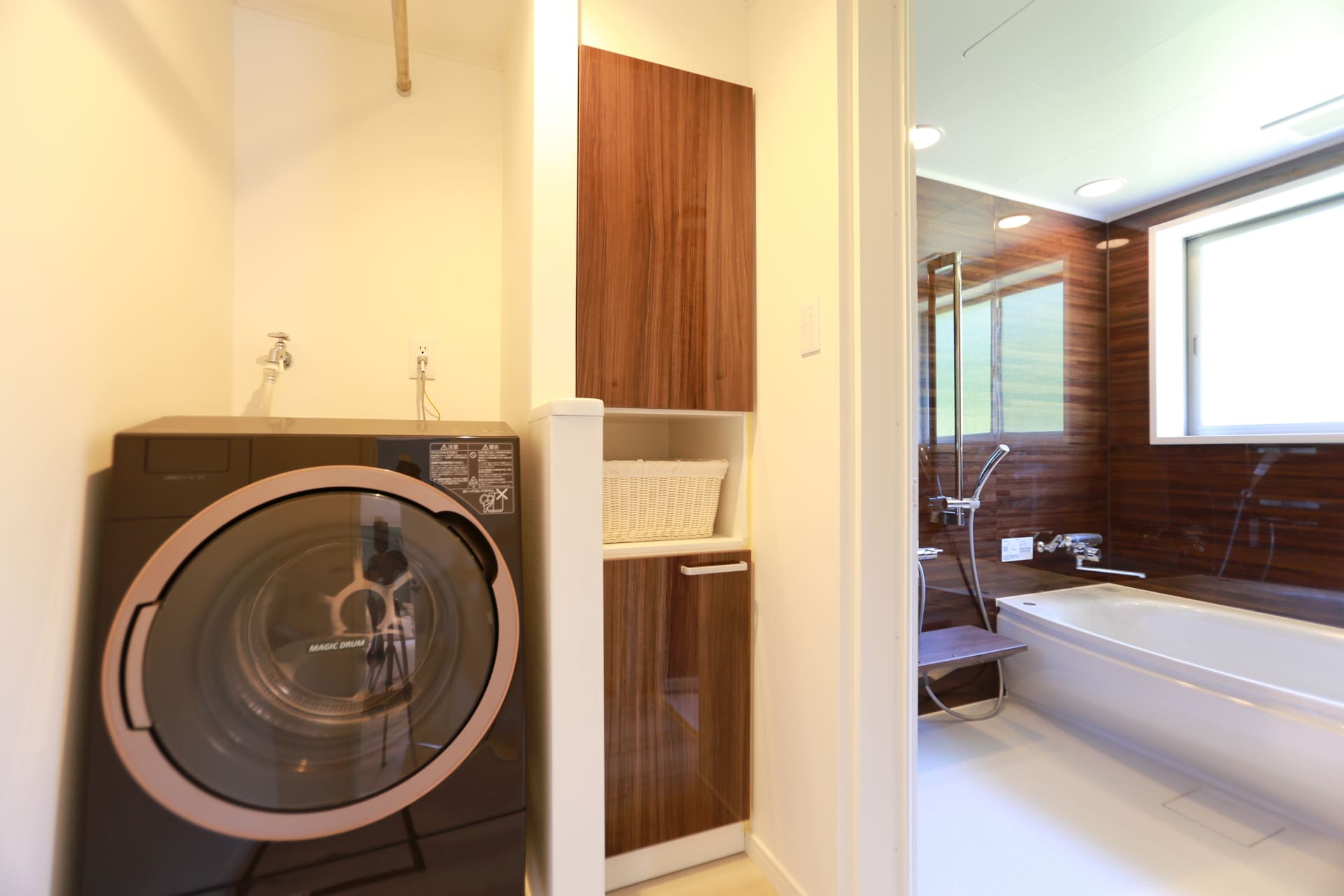 Drum-type fully automatic washing machine
