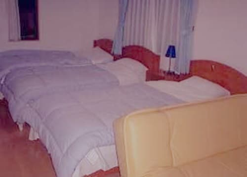 Western-style room 13 tatami Himawari