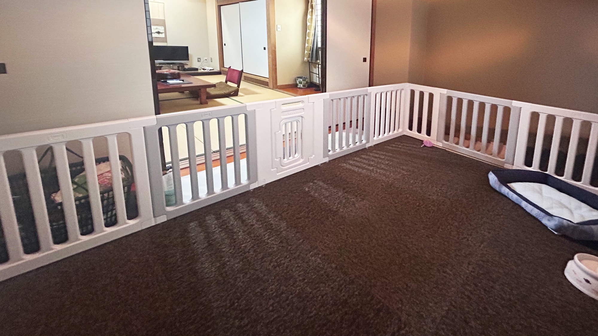 ■All rooms are non-smoking■A relaxing 10-tatami Japanese-style room by the lake where you can spend time with your beloved dog