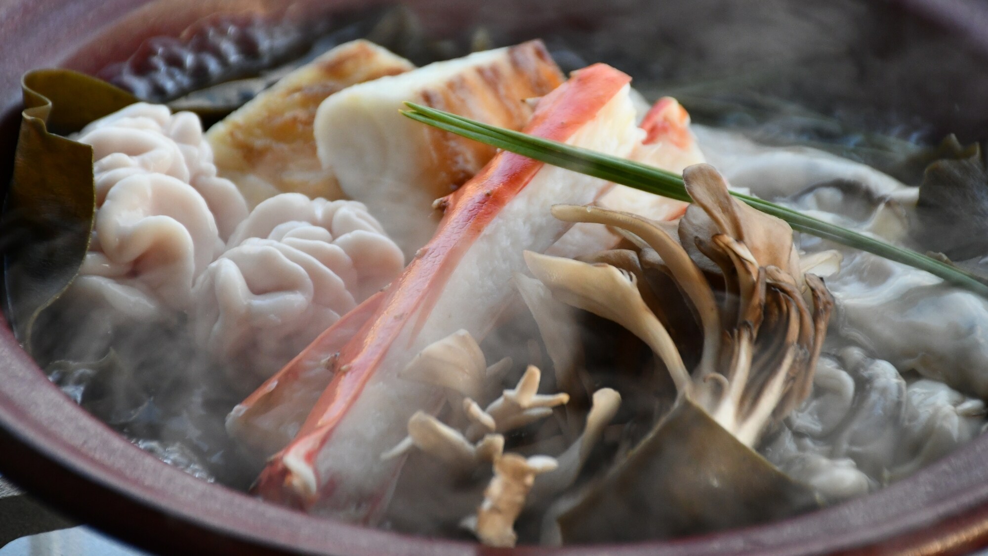 [Kaihou Course] Steamed and grilled seasonal seafood, Hourakuyaki. Enjoy the deliciousness of the ingredients as they are.