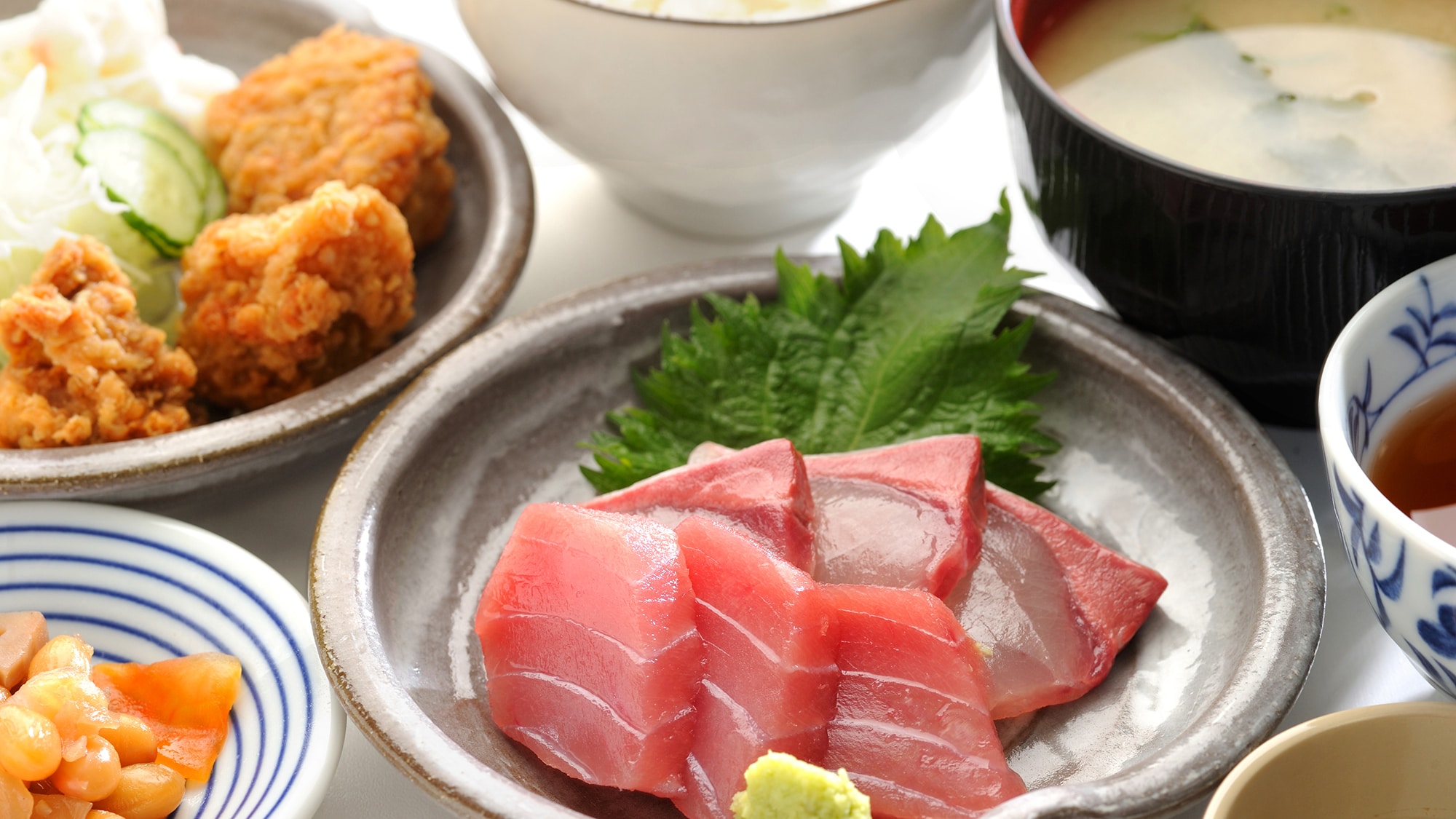 ★Ví dụ bữa tối hàng ngày ☆ Bữa ăn theo set sashimi ★