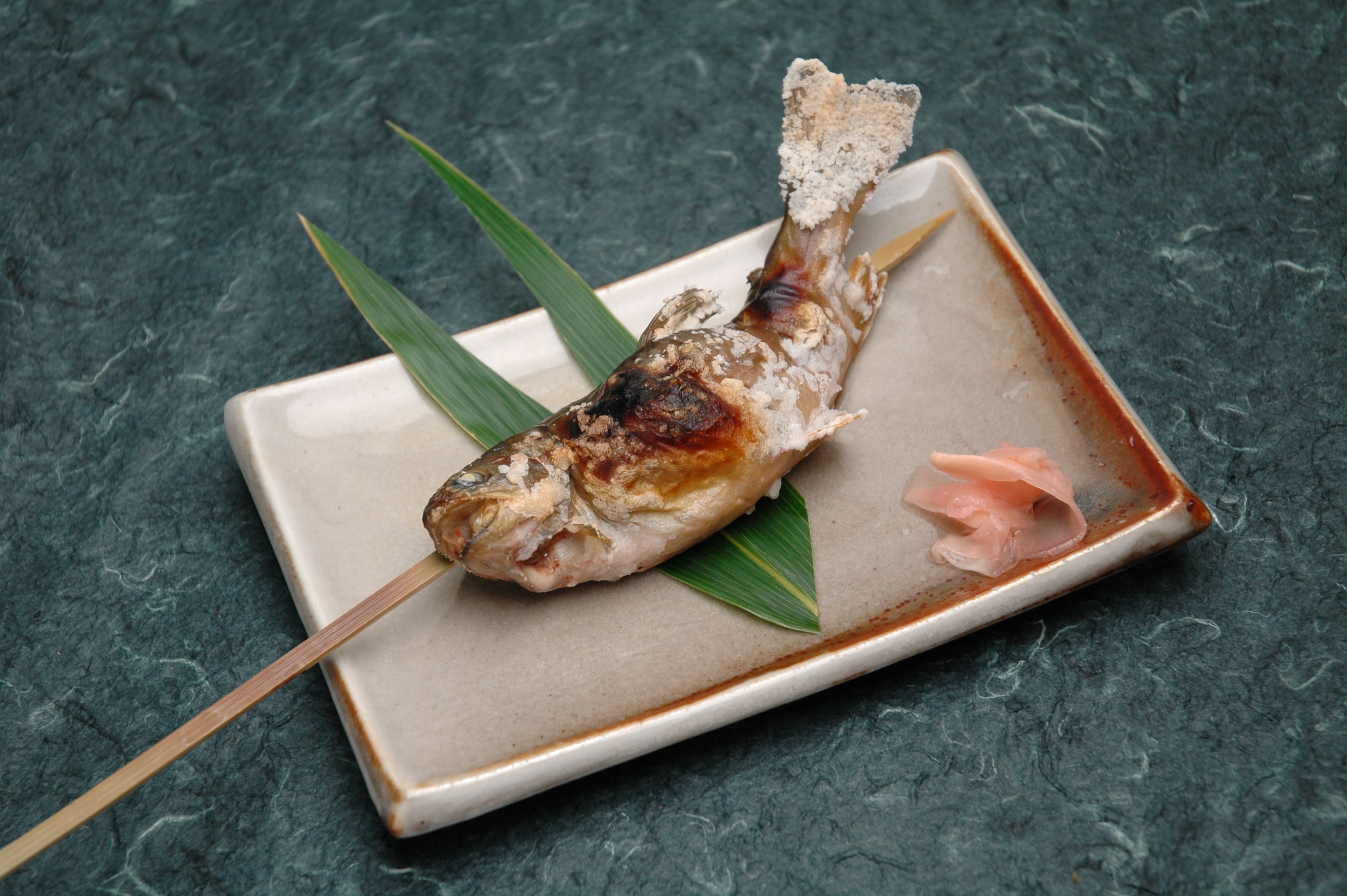Grilled rock trout with salt
