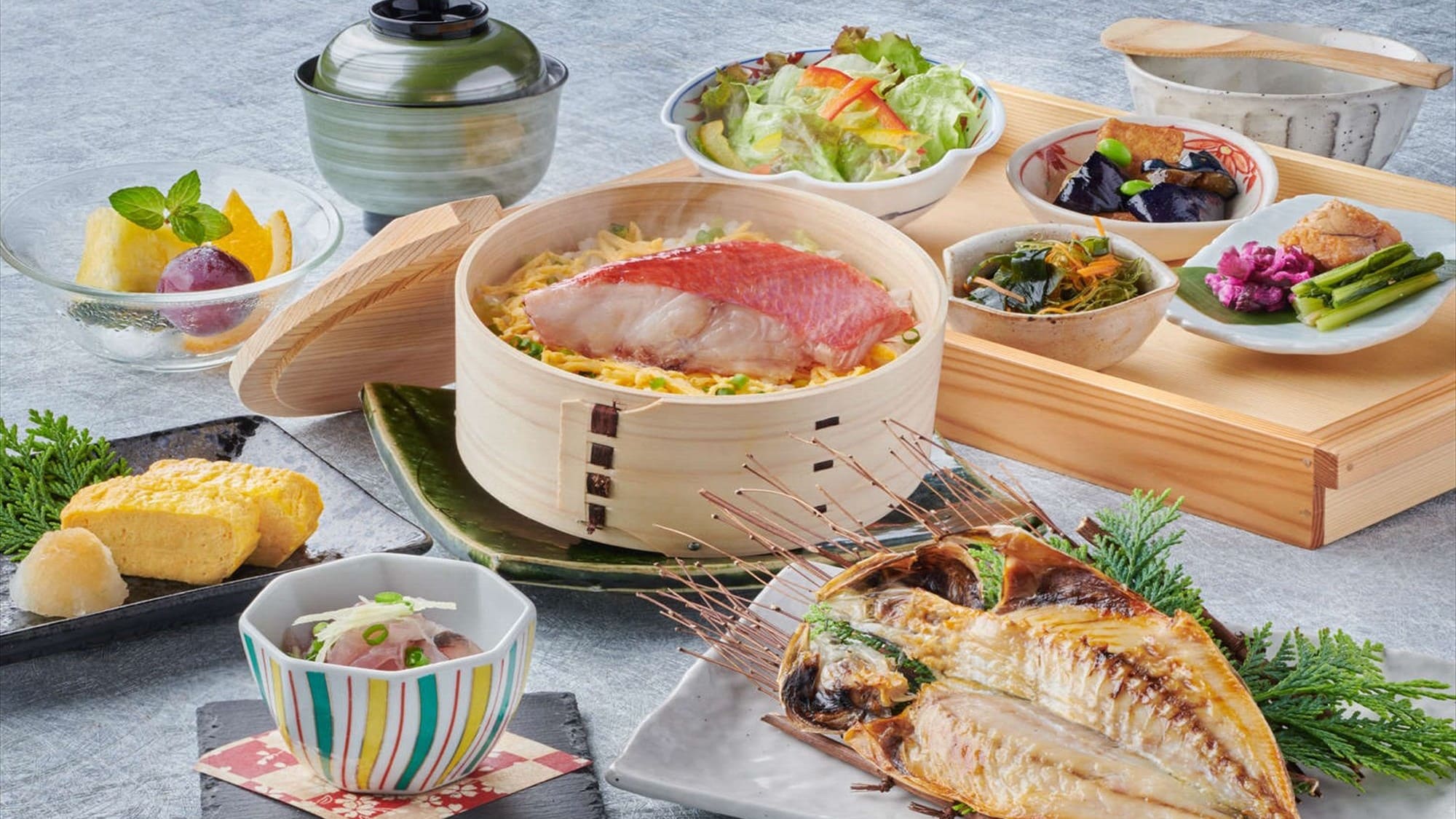 [Breakfast] Enjoy Izu ingredients such as red sea bream and seasonal dried fish in the morning! *Photo is an example