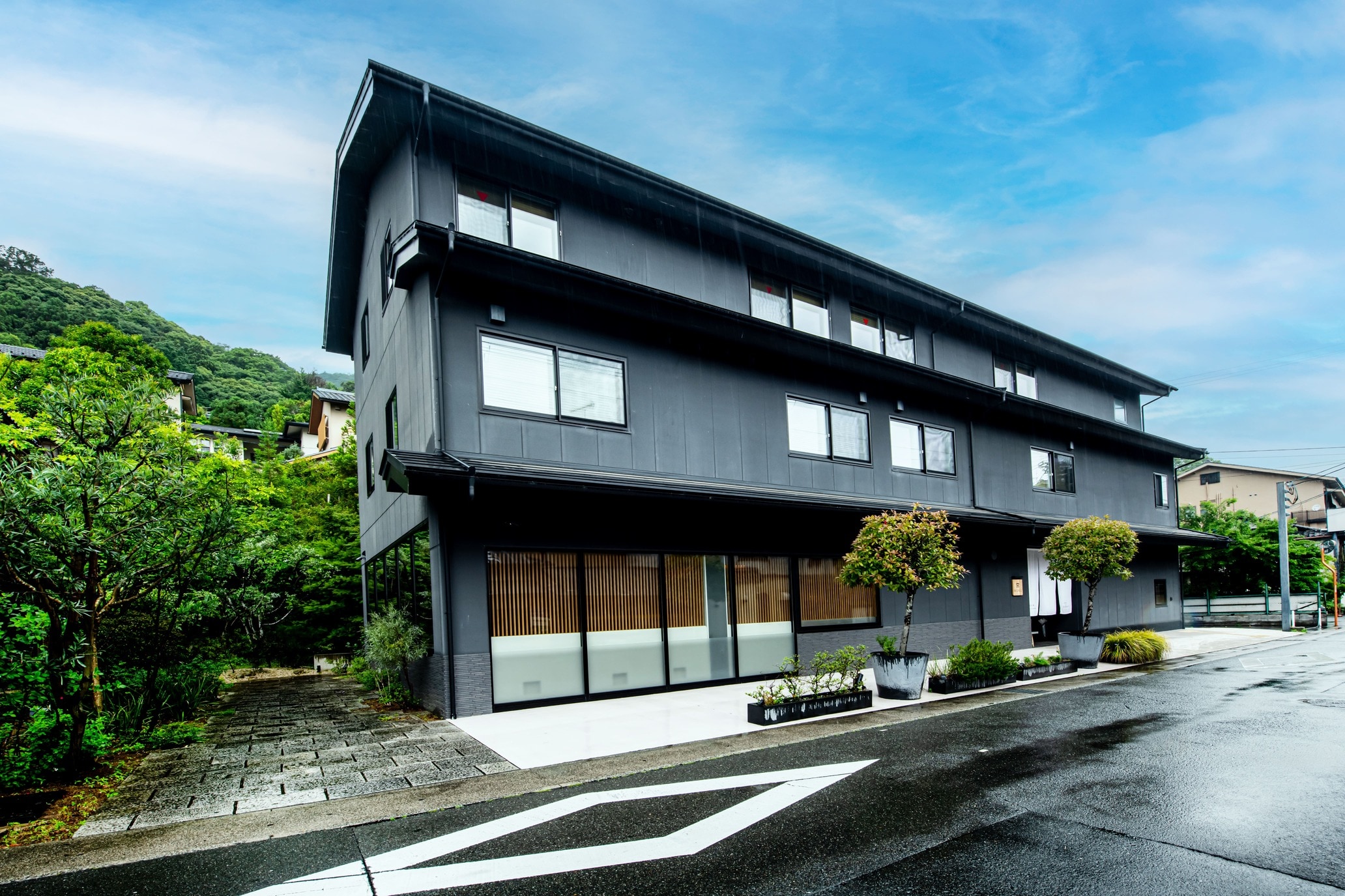 YADO exterior 1