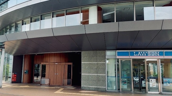 [24-hour Lawson] Convenience store available on-site! No need to worry about late-night shopping