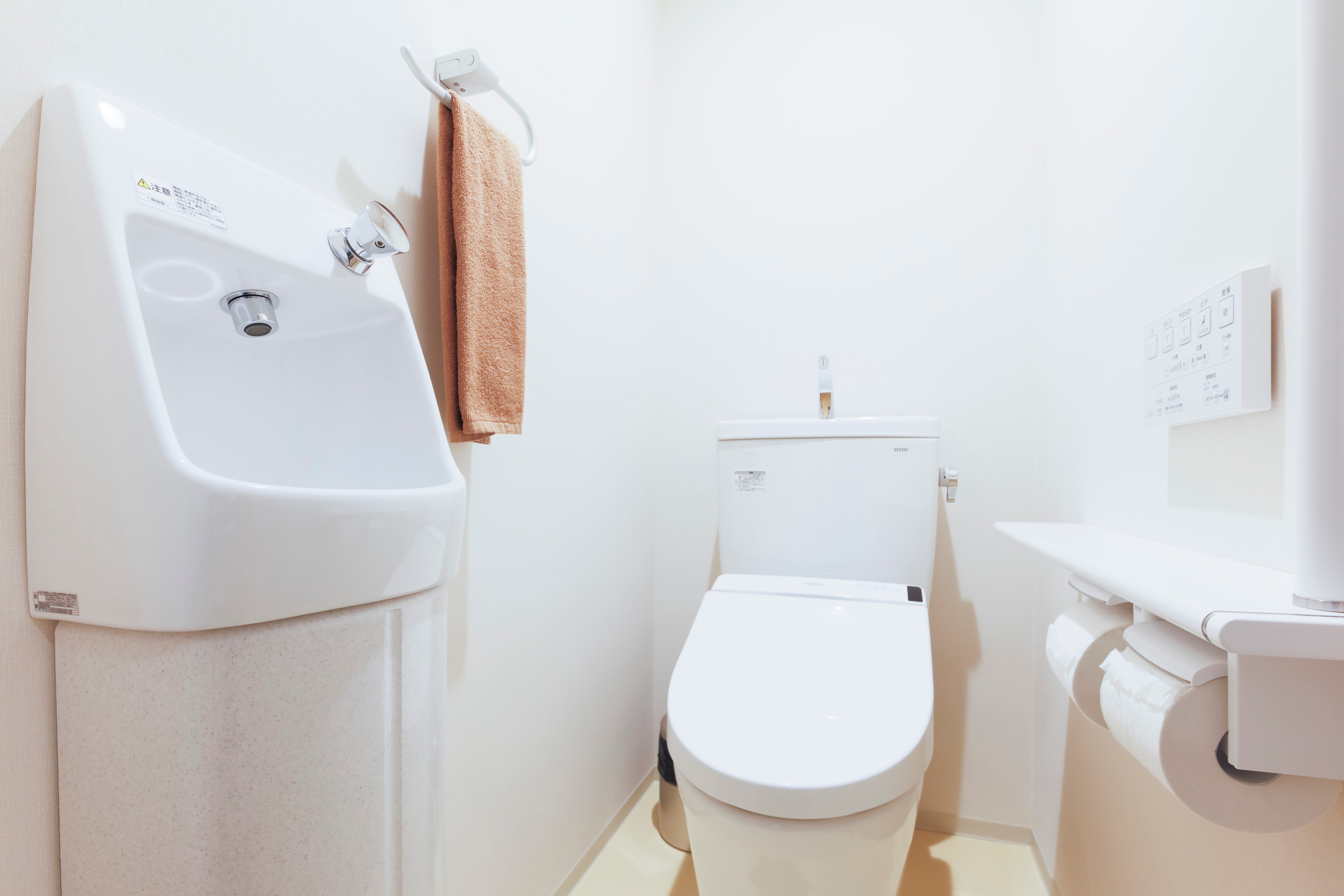 Western-style twin room (toilet)