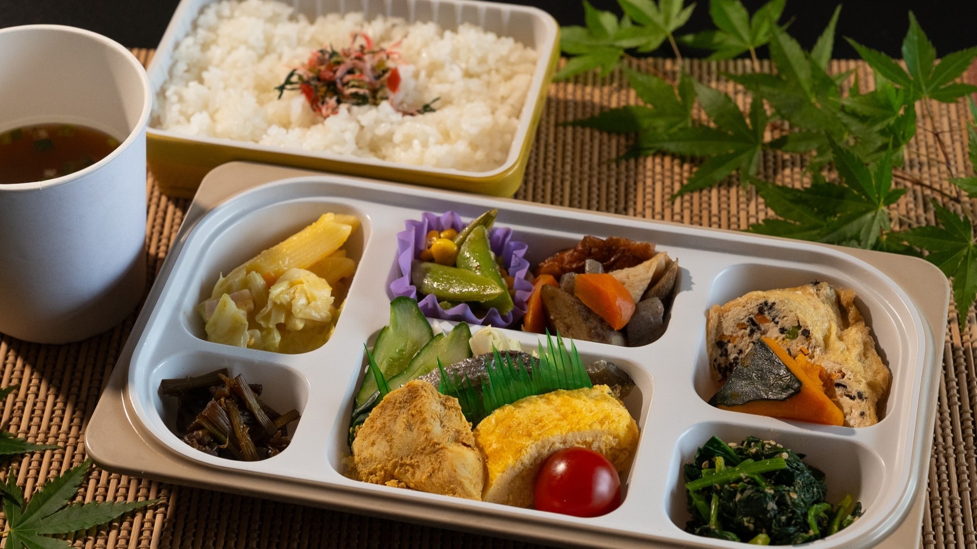 Daily handmade bento lunches made with plenty of local ingredients