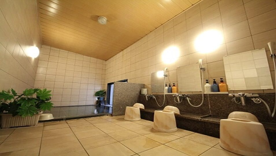 Women's public bath undressing