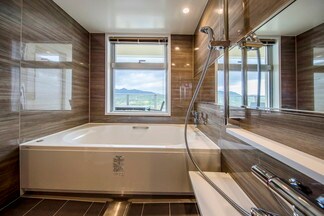 B TYPE (bathroom)