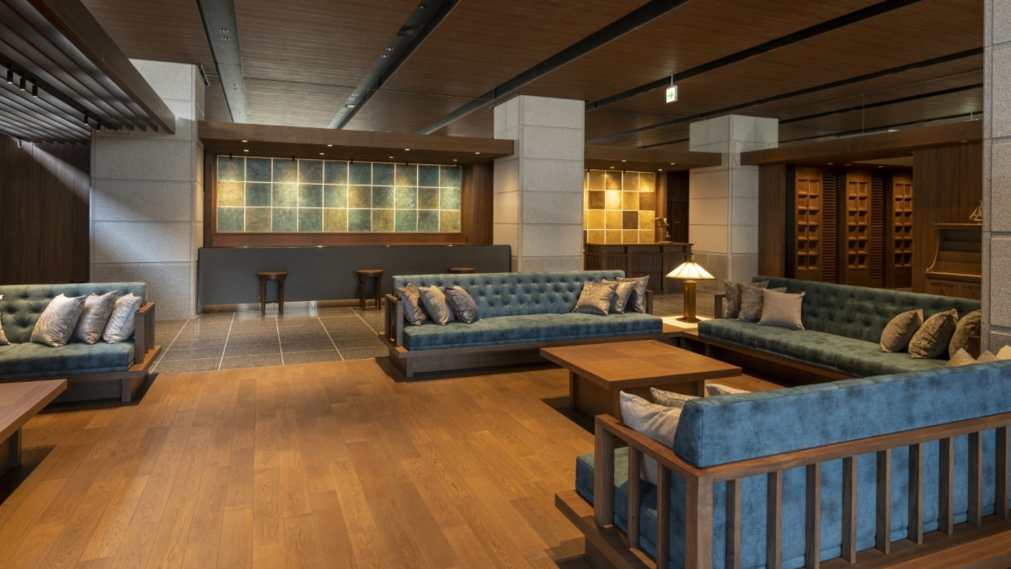 [1st floor/lobby] A calm space that reminds you of Hakodate Port and the streets of Hakodate.