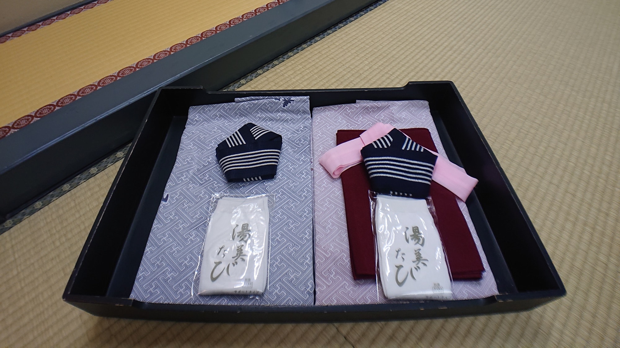[Japanese-style room 10 tatami mats] Yukata set