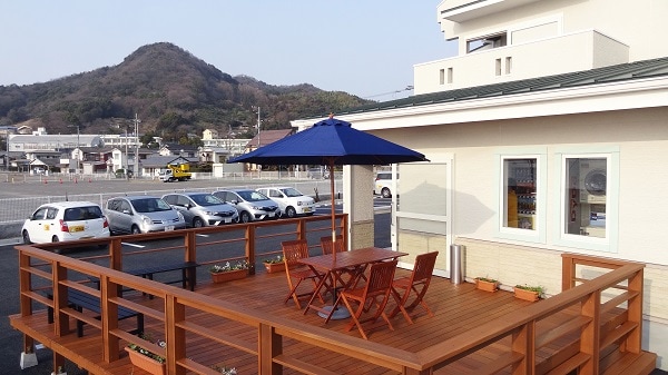 Terrace and parking