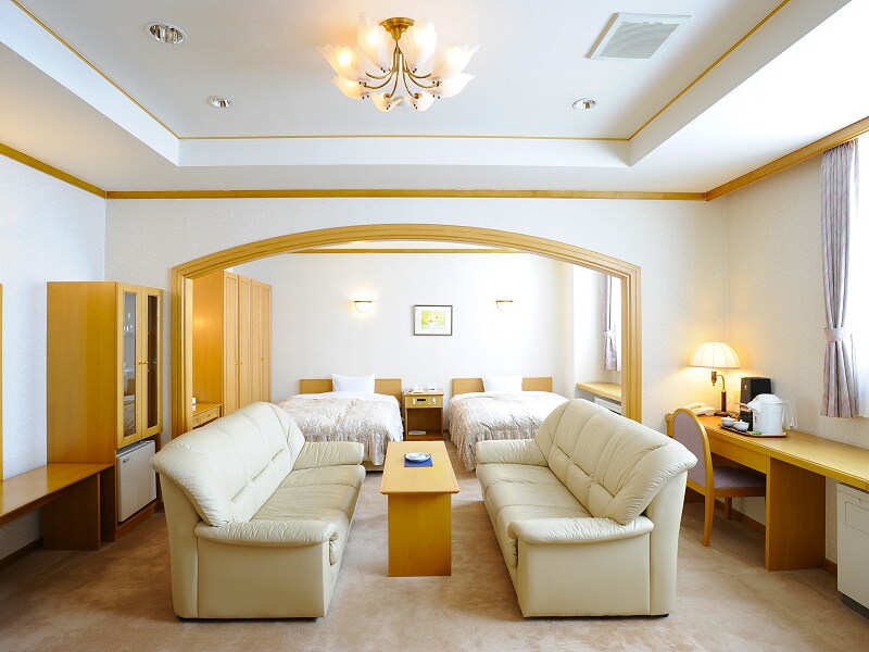 Main building deluxe twin room