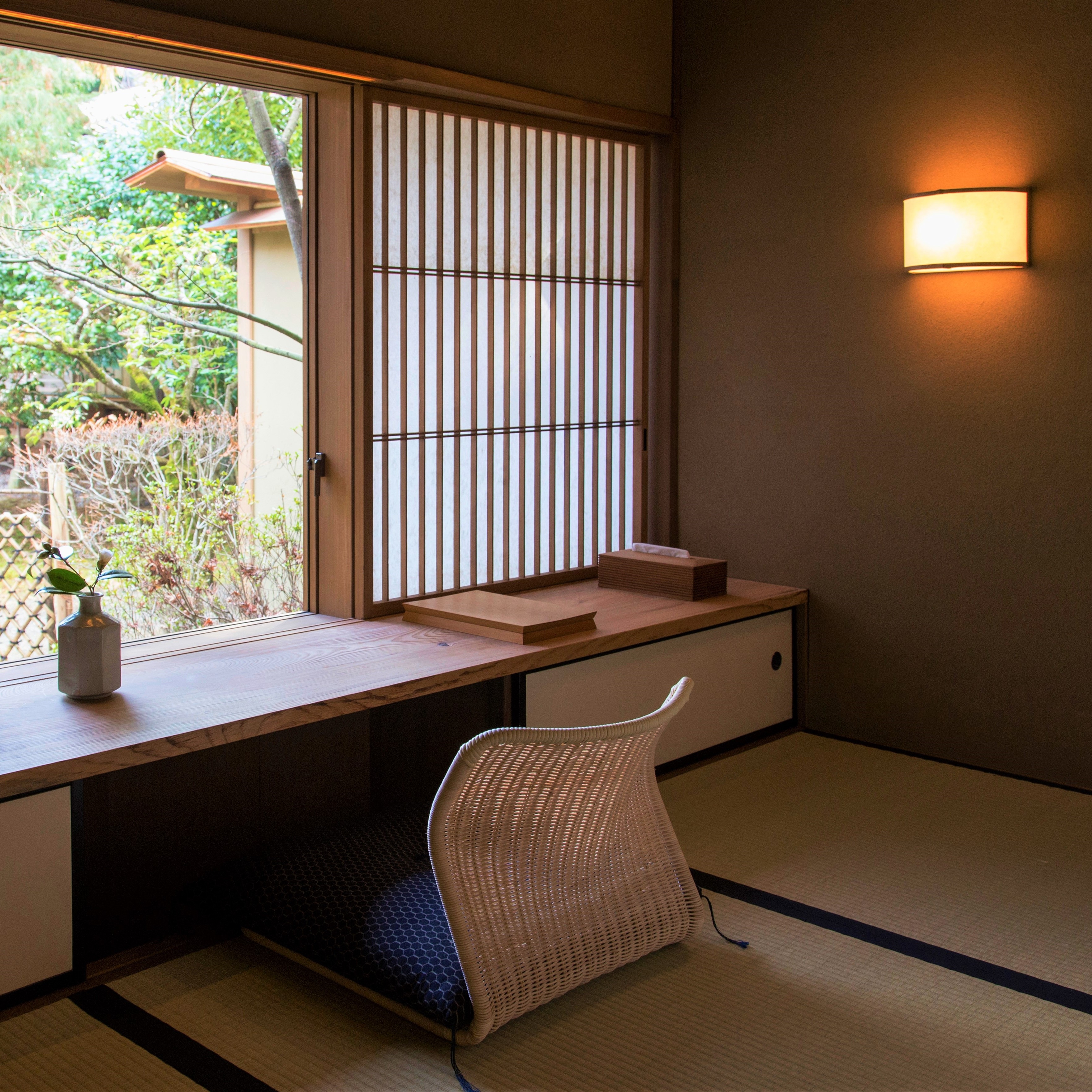 Separate Japanese-style room with open air (16th building)