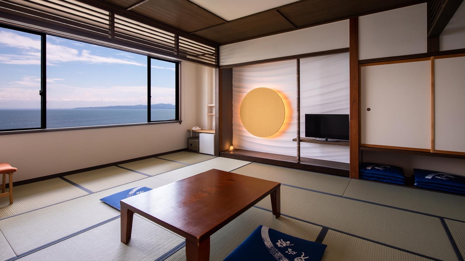 ～Renovated Japanese-style room with ocean view◎Non-smoking～