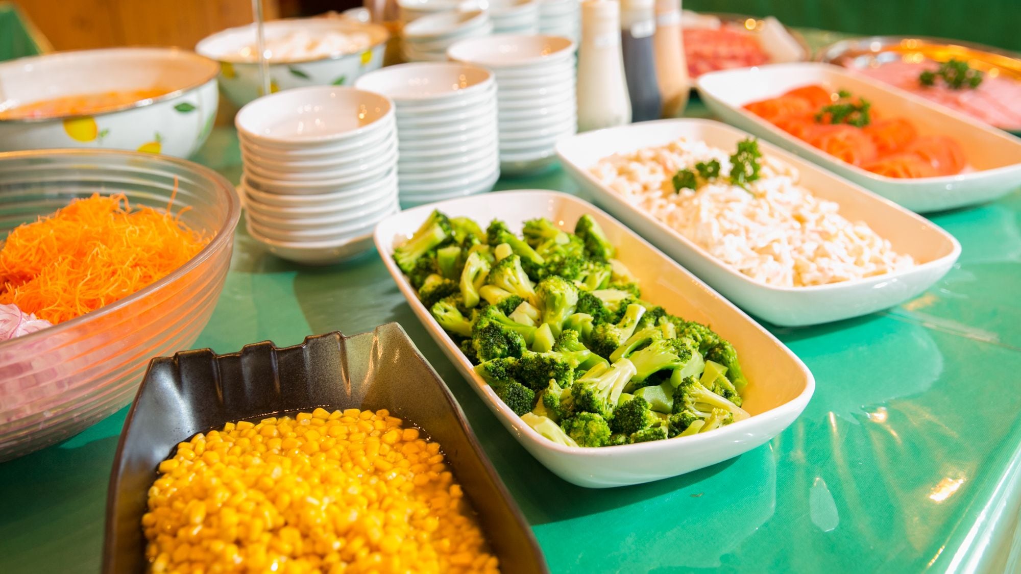 ★Breakfast buffet: Salad corner