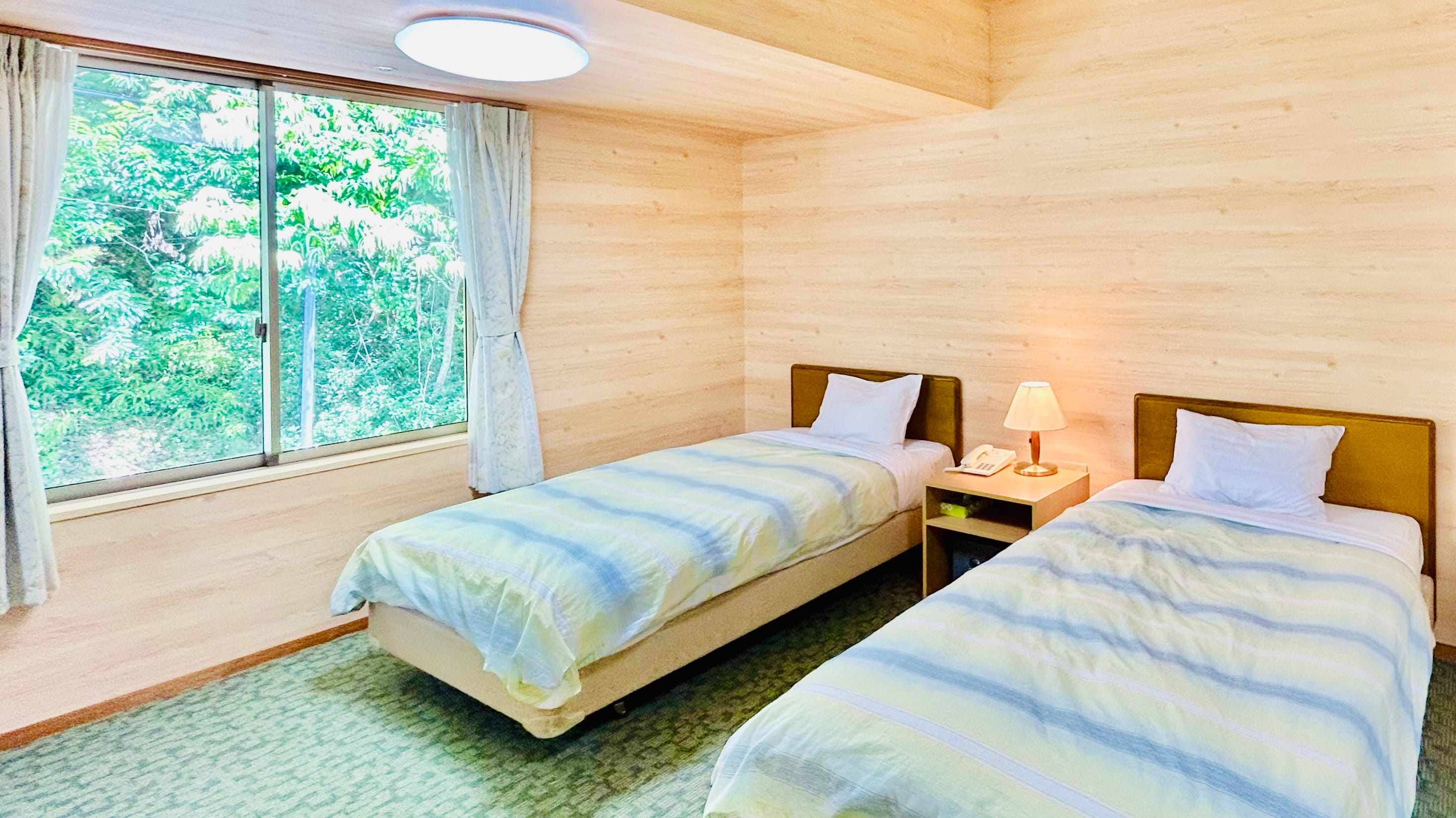[Non-smoking] Fourth (mountain side) *Maisonette and flat types available