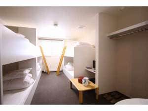 Bunk bed room