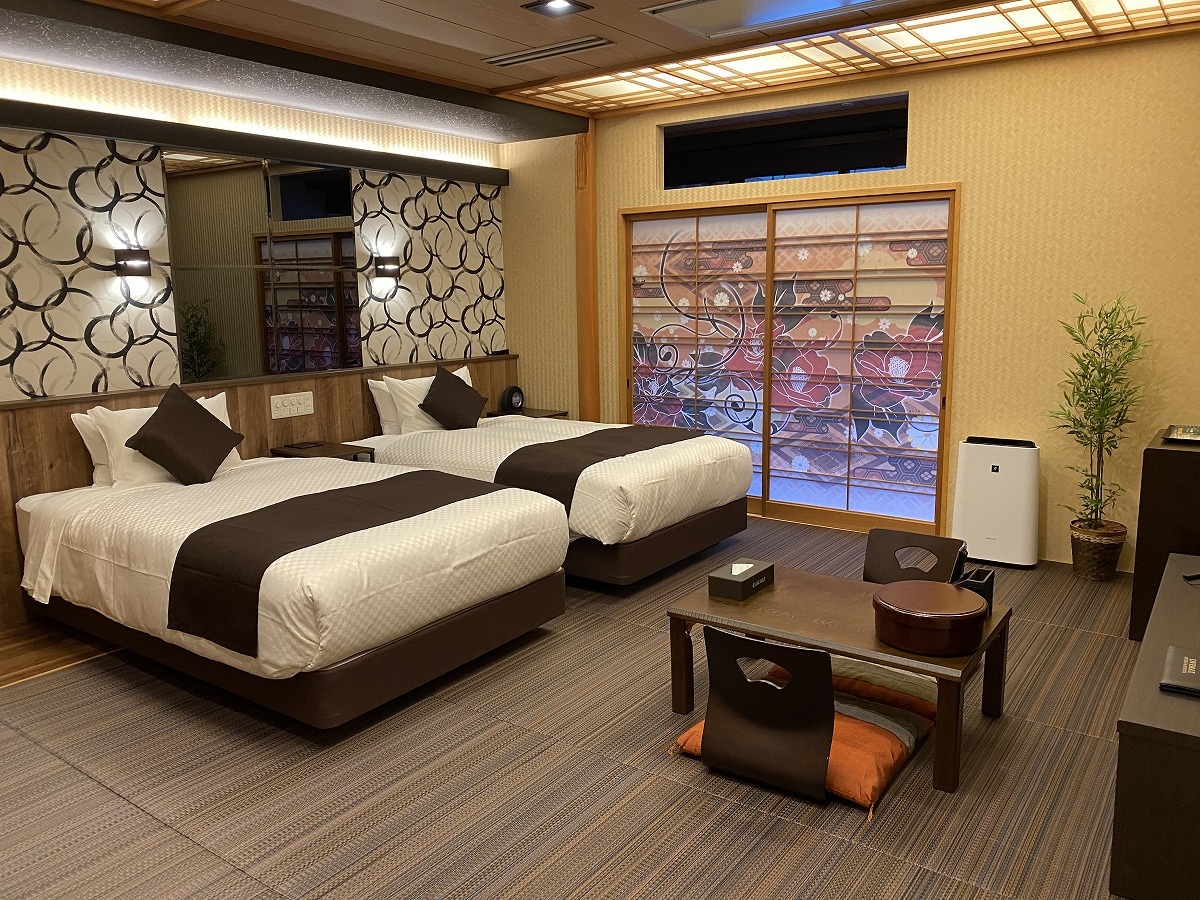 Wamirei guest room with cypress open-air bath 31 square meters