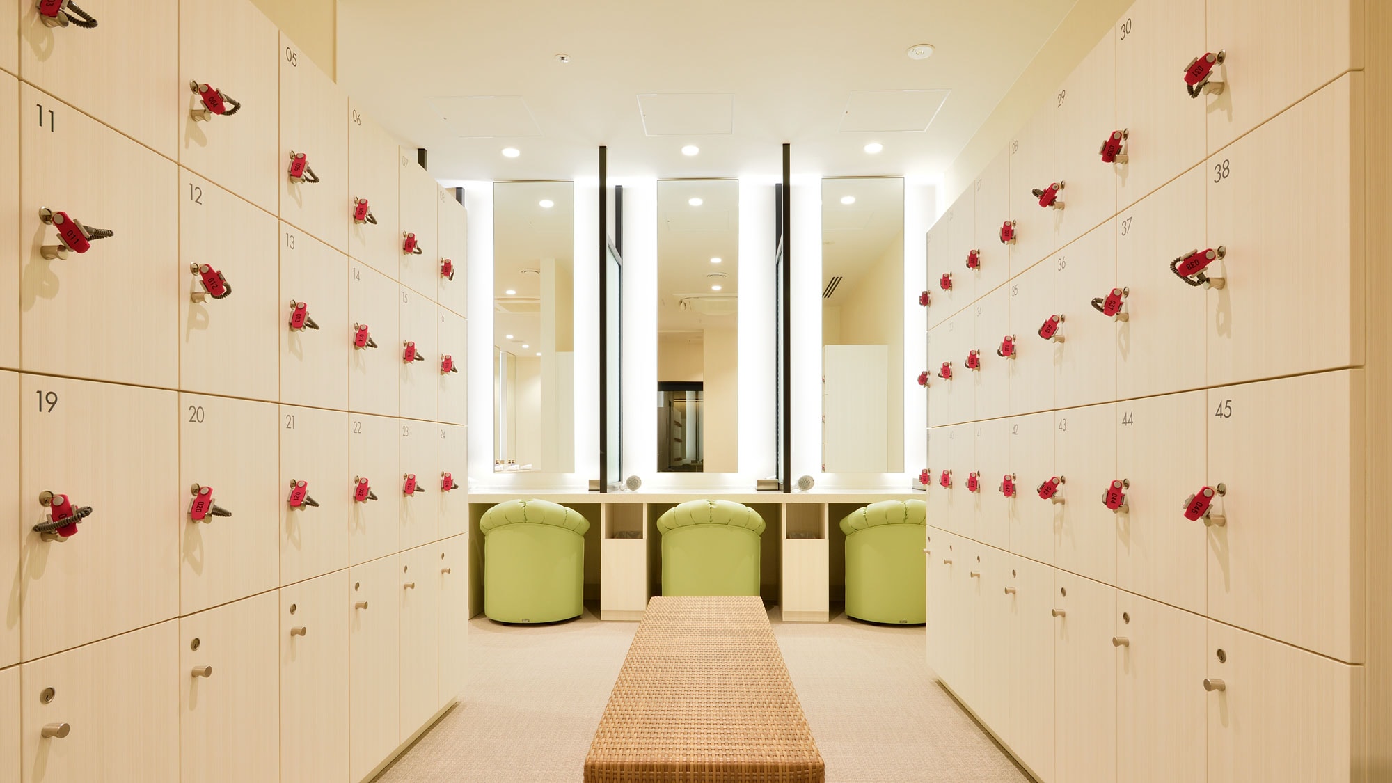 Dressing room (women's public bath)