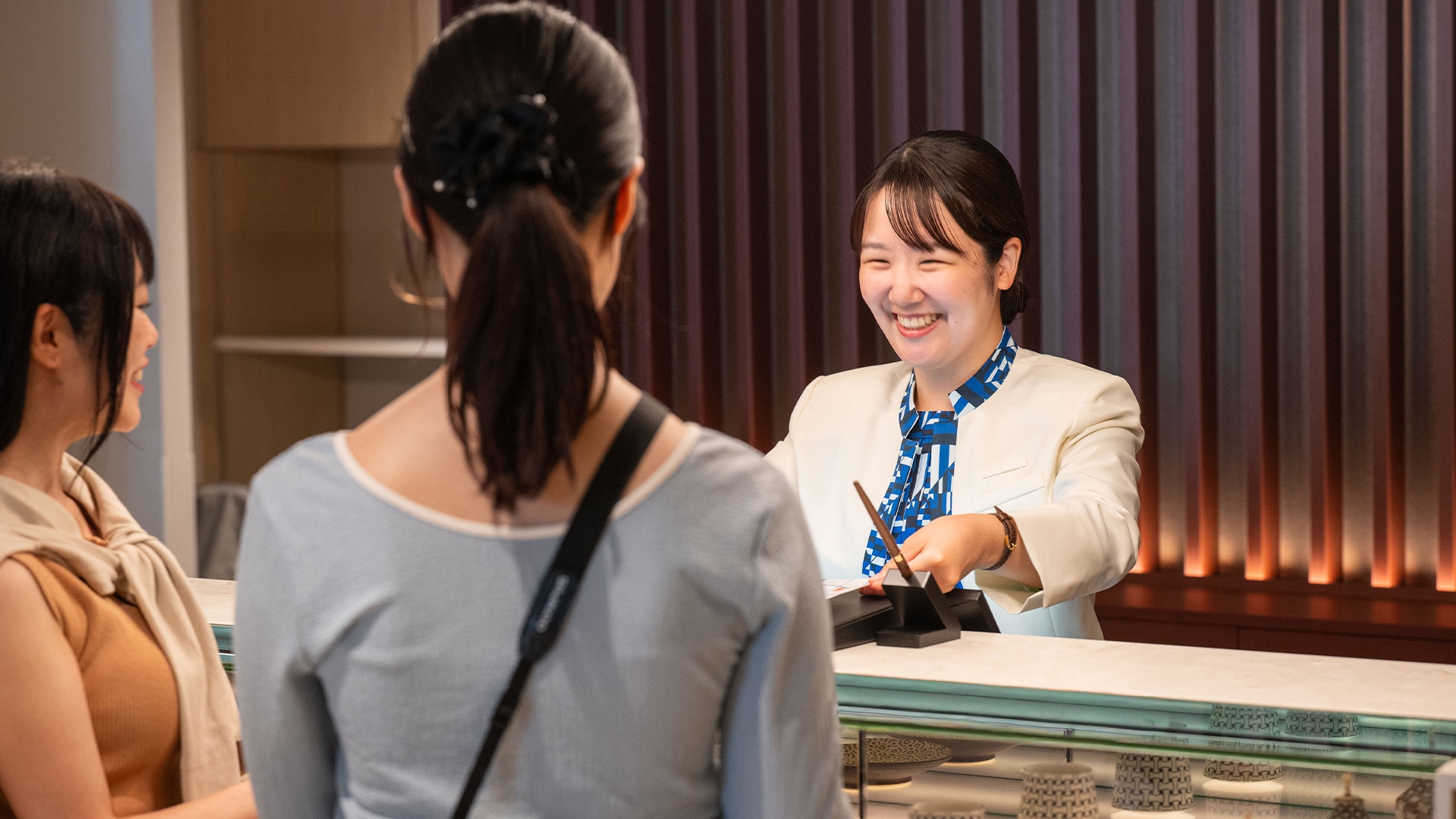 미소로 환영합니다.