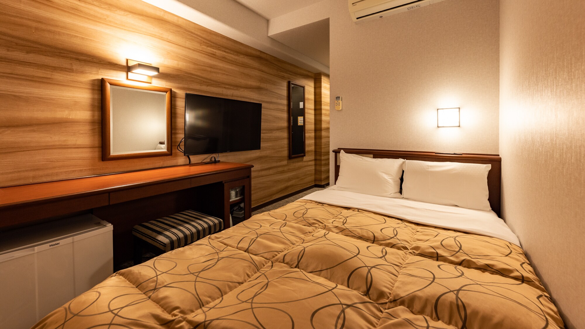 [Standard Single] Renovated in 2024, the bed is a semi-double bed where you can relax comfortably.