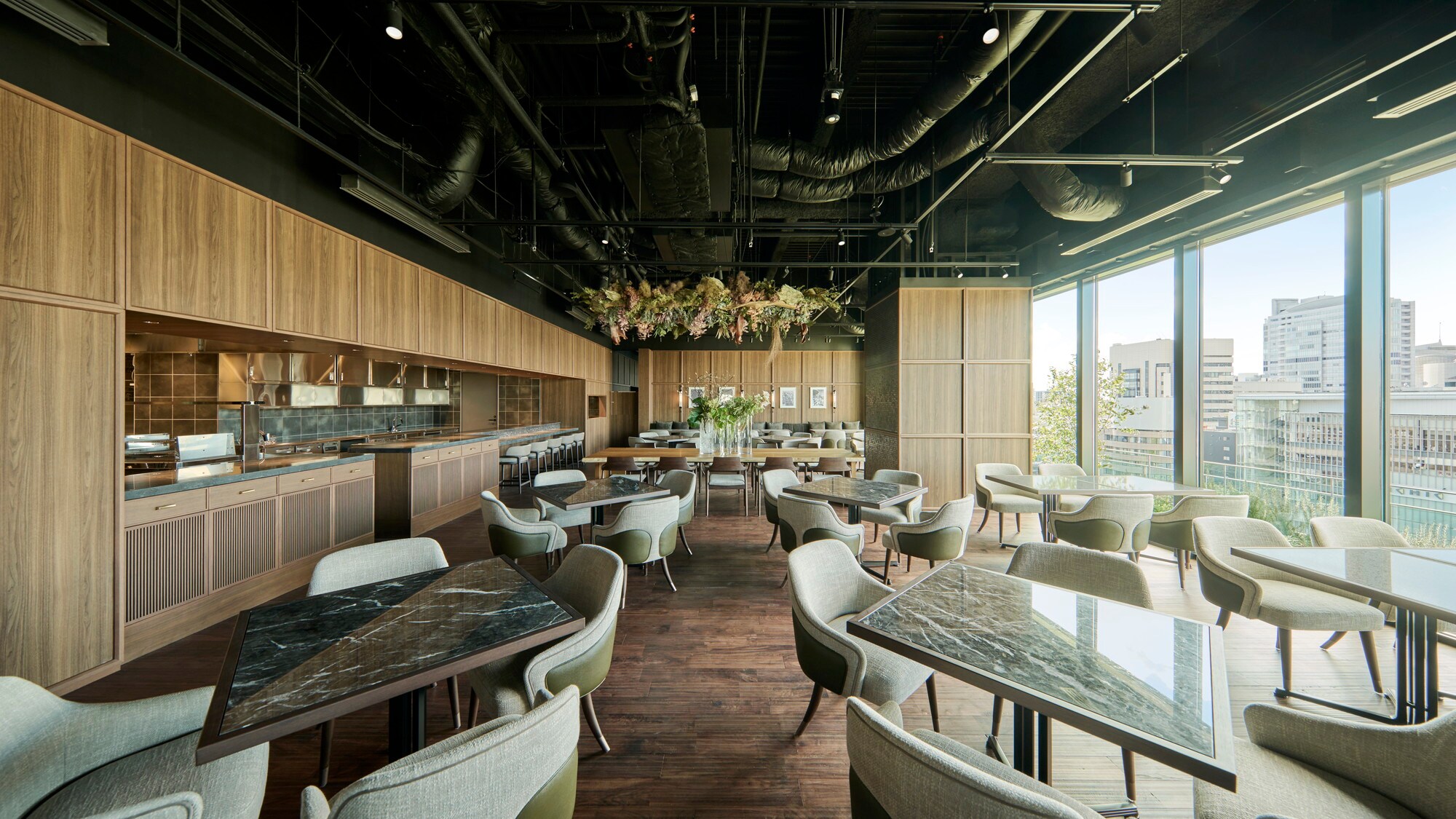 Hình ảnh nội thất "THE 7th TERRACE" phục vụ ăn uống cả ngày ở tầng 7