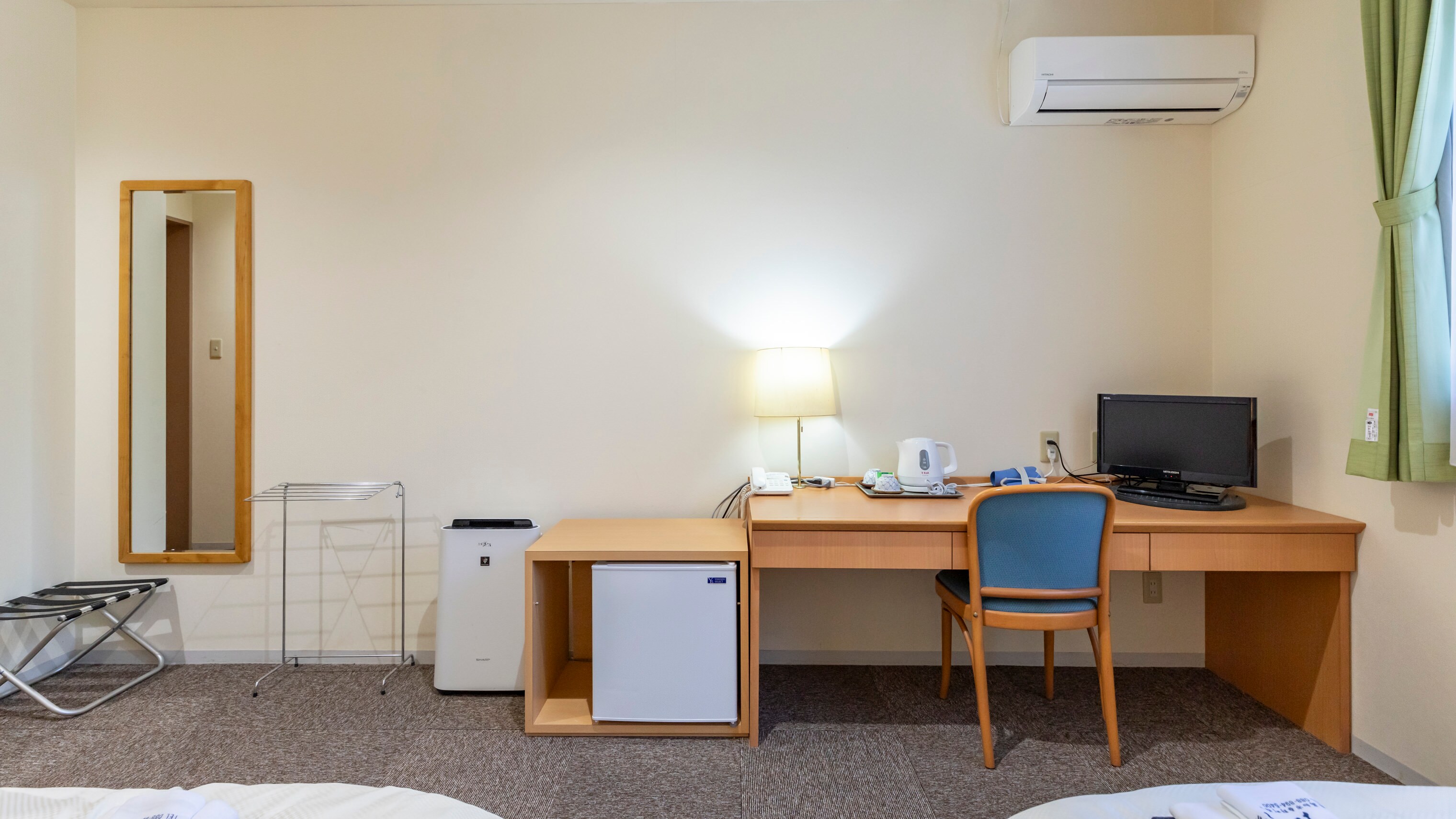 [Main building] Western-style twin room (with unit bath)