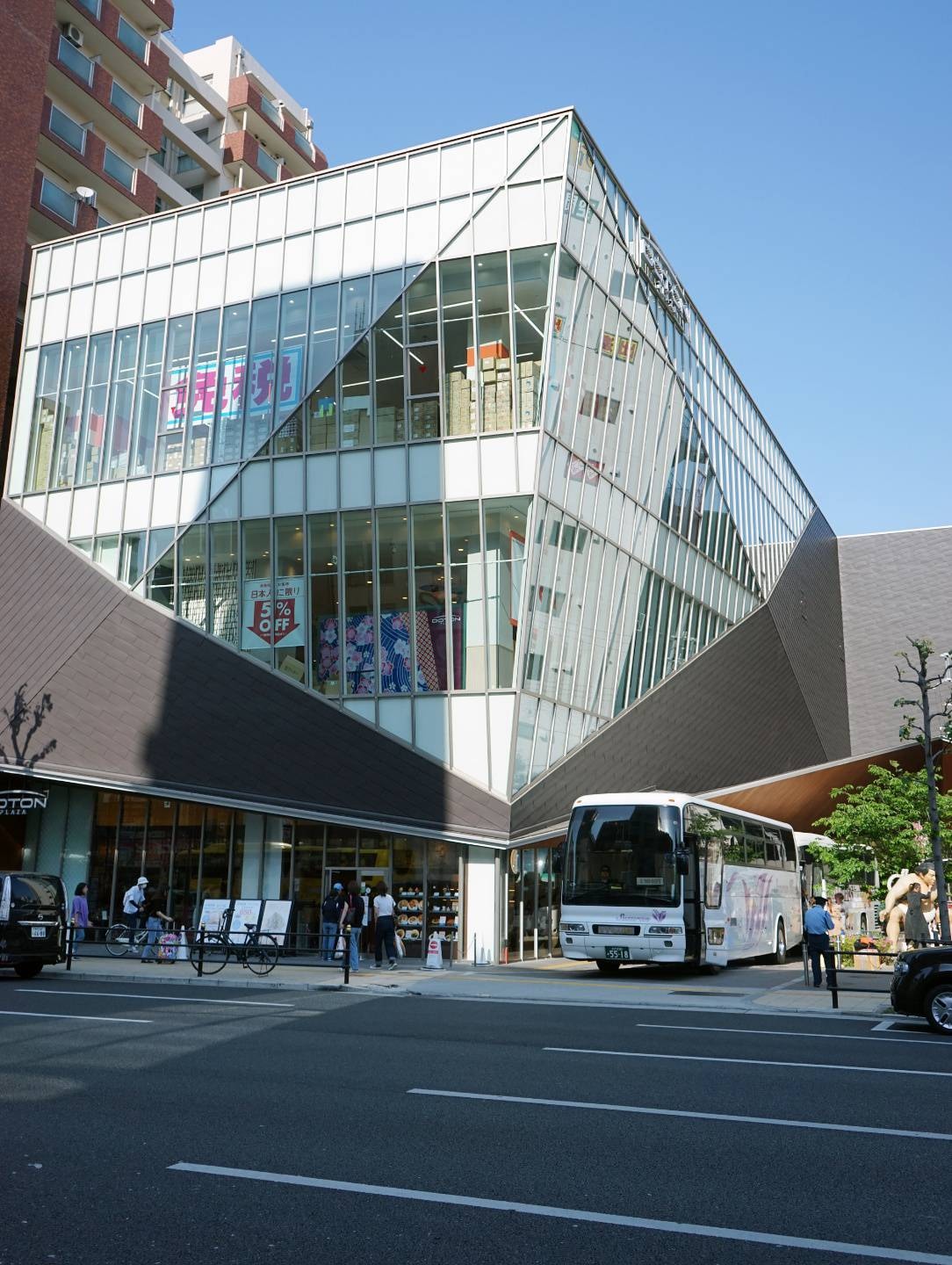 DOTON PLAZA