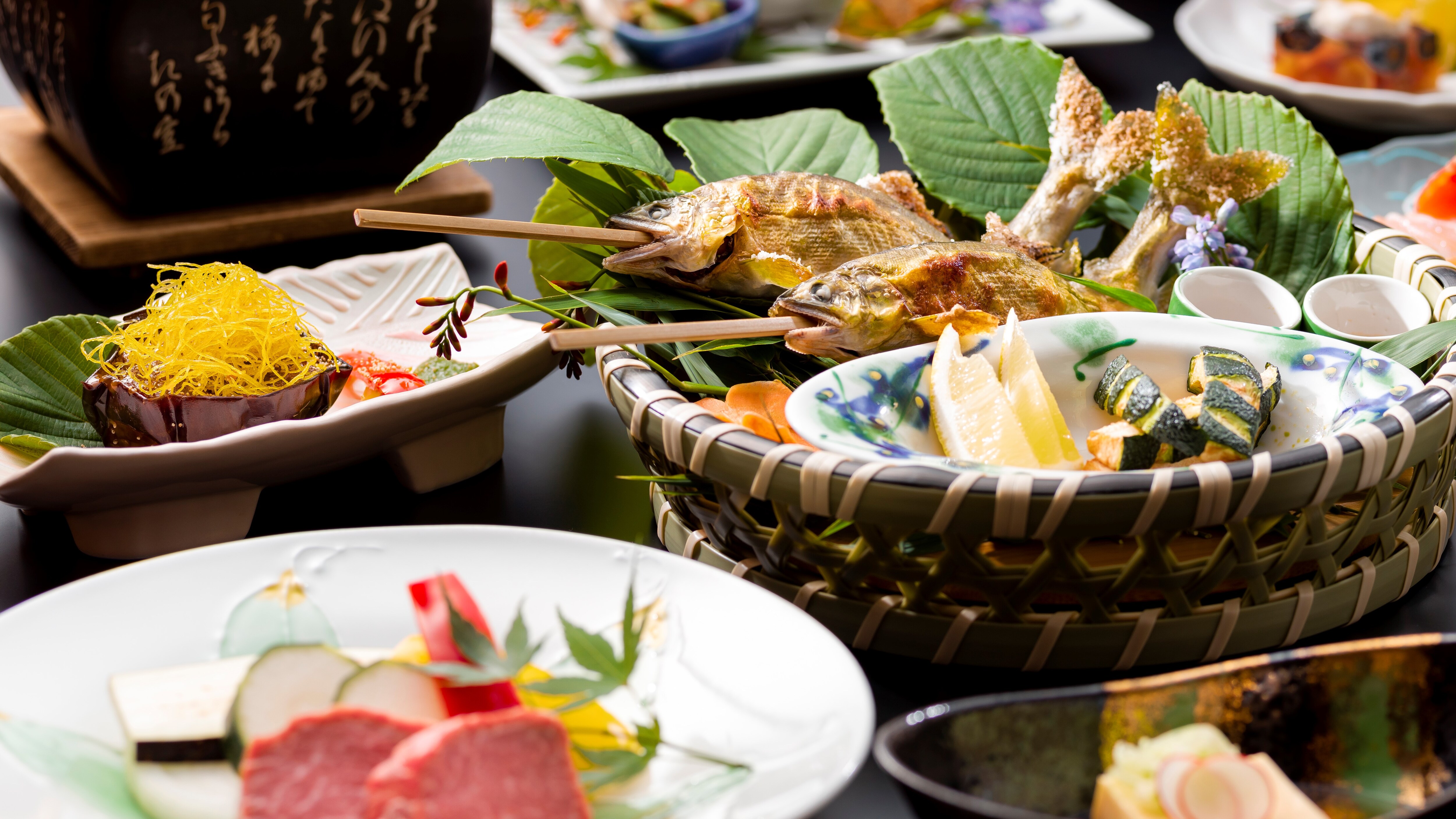 ■ Ví dụ về bữa tối: Thưởng thức các món ngon miền núi và bốn mùa của Shinshu