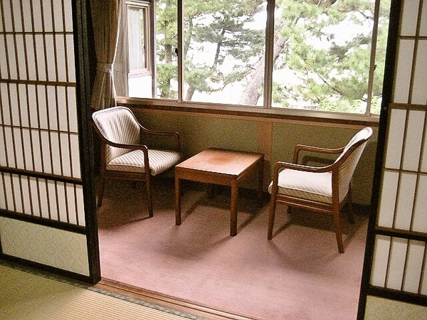 Seifuso guest room wide rim