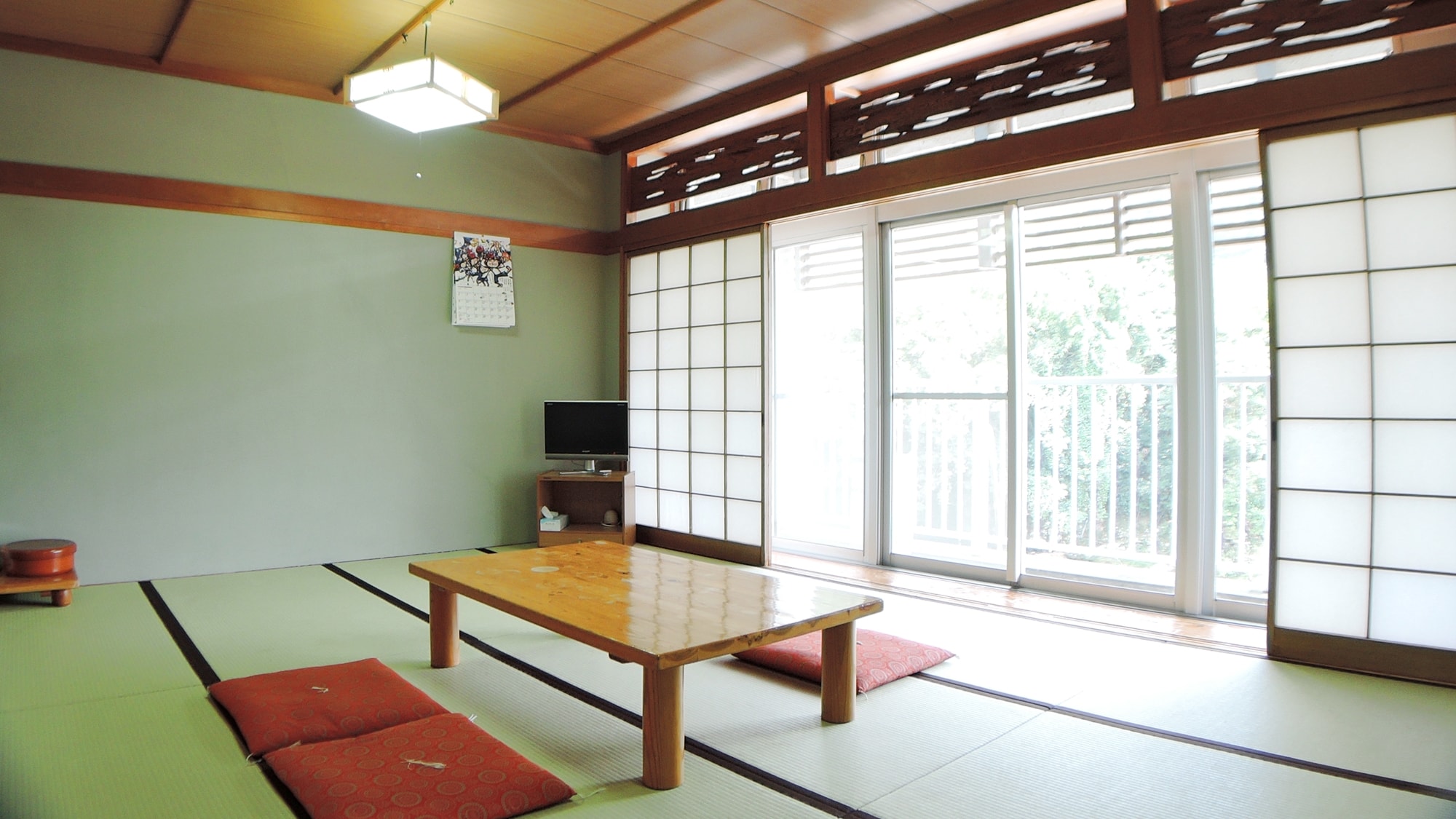 * (Gedung utama) Kamar bergaya Jepang dengan 12 tikar tatami <Wi-Fi tersedia! Kamar mandi dan toilet bersama>