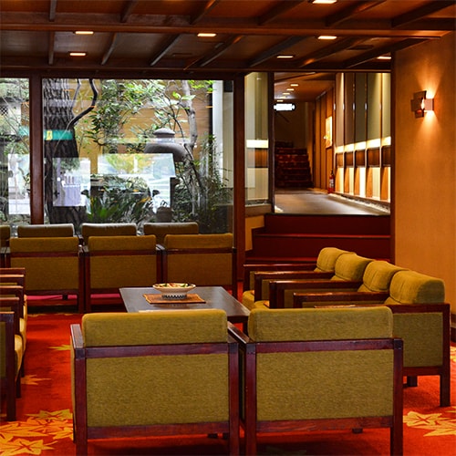 [☆ Facilities ☆] We look forward to your visit in the spacious lobby.