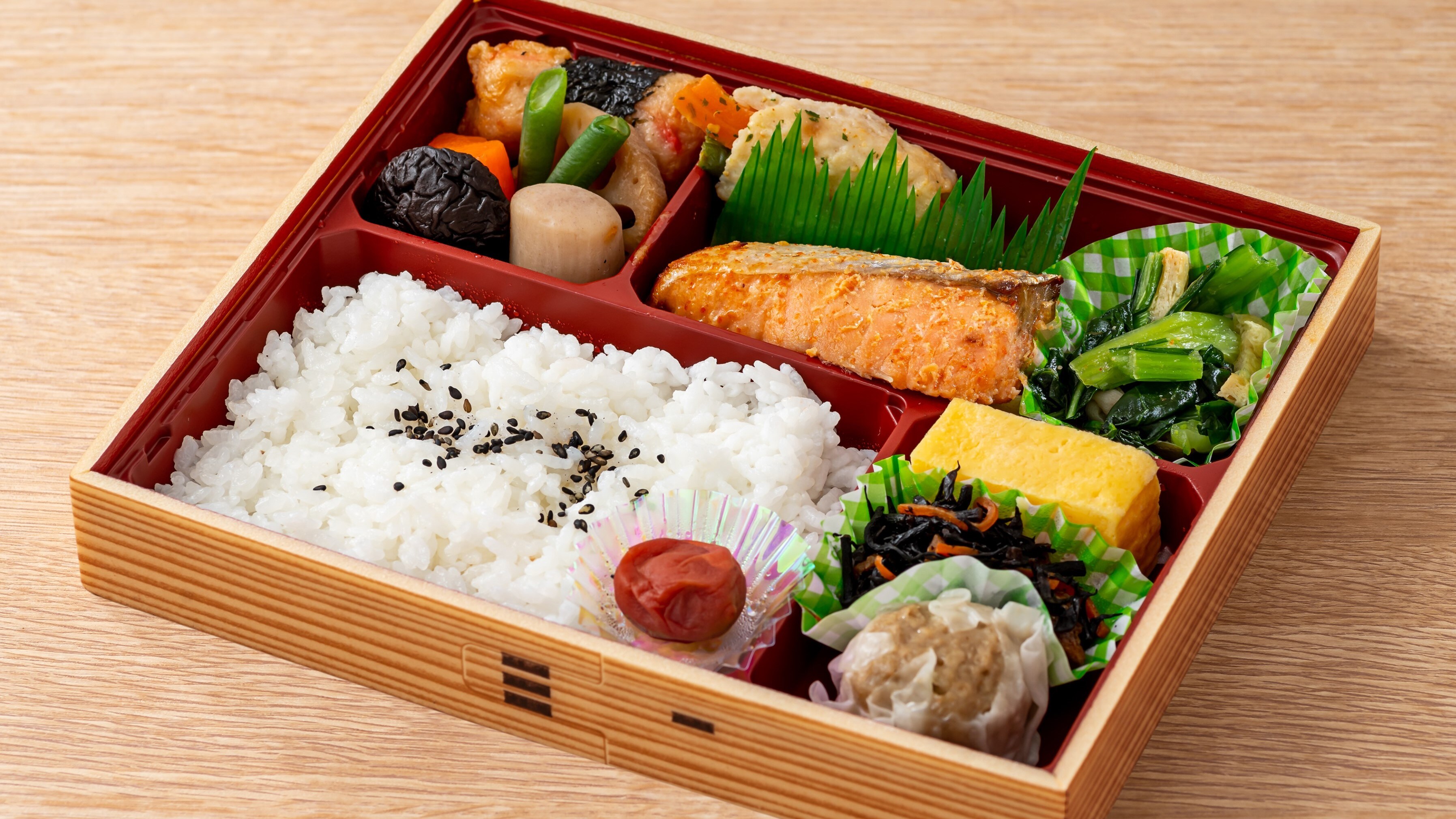 [Choose your lunch box] Grilled salmon lunch box