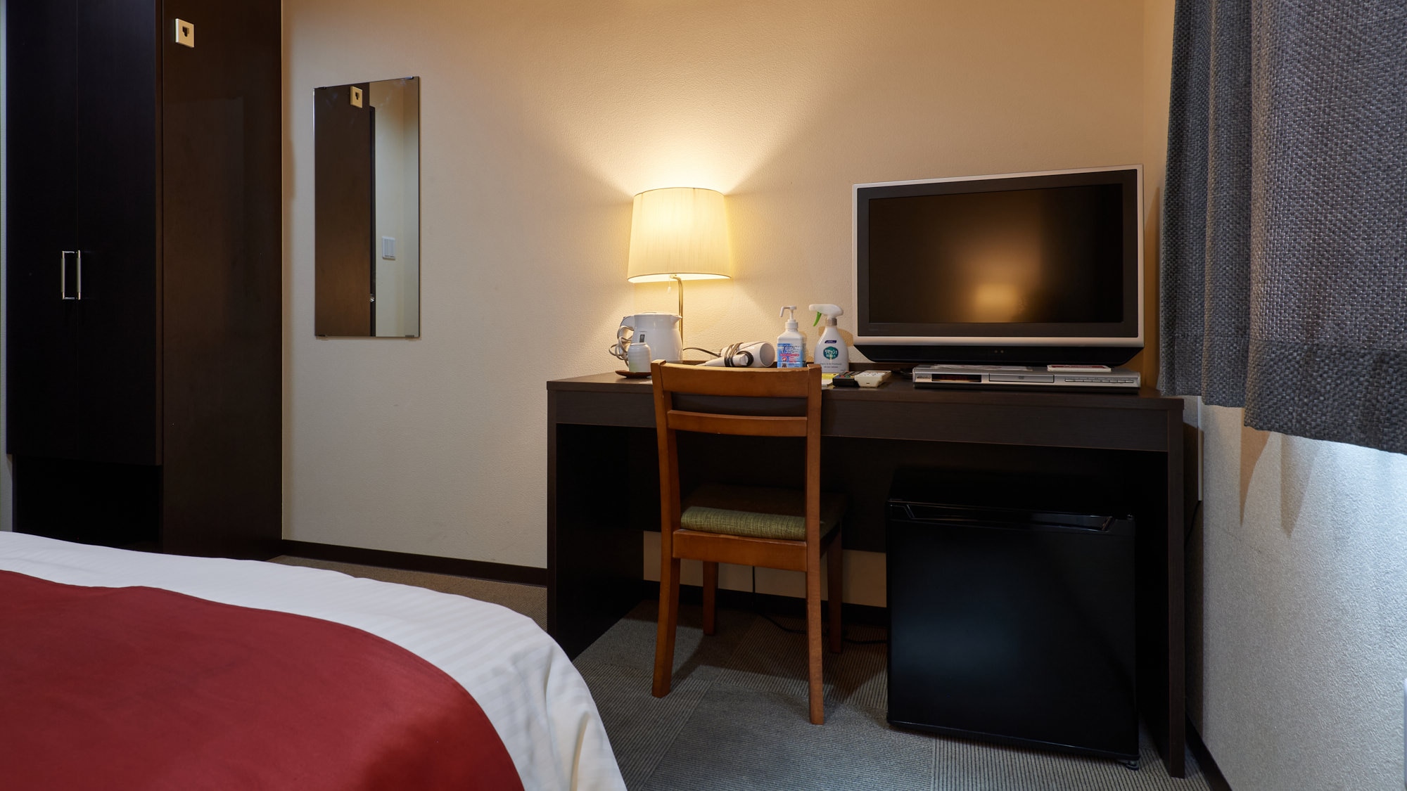 Semi-double room
