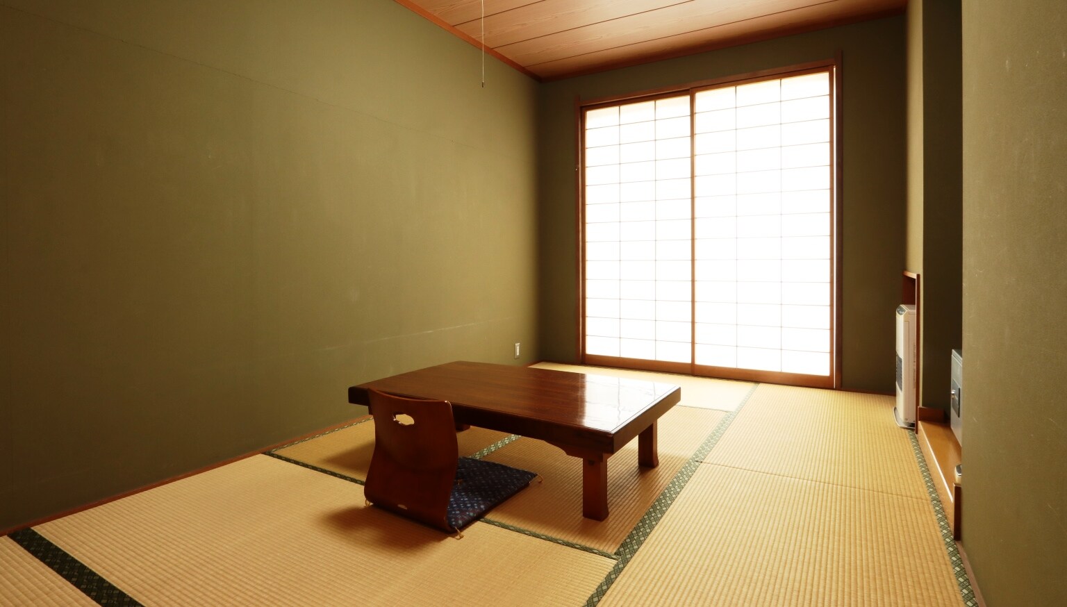 【預訂日式房間】飯店將依入住人數分配房間。