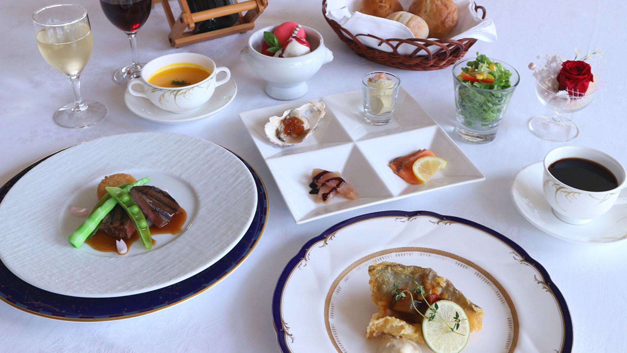 *[ตัวอย่างอาหารฝรั่งเศส] เพลิดเพลินกับอาหารฝรั่งเศสแท้ๆ ทั้งเมนูเนื้อสัตว์และปลา