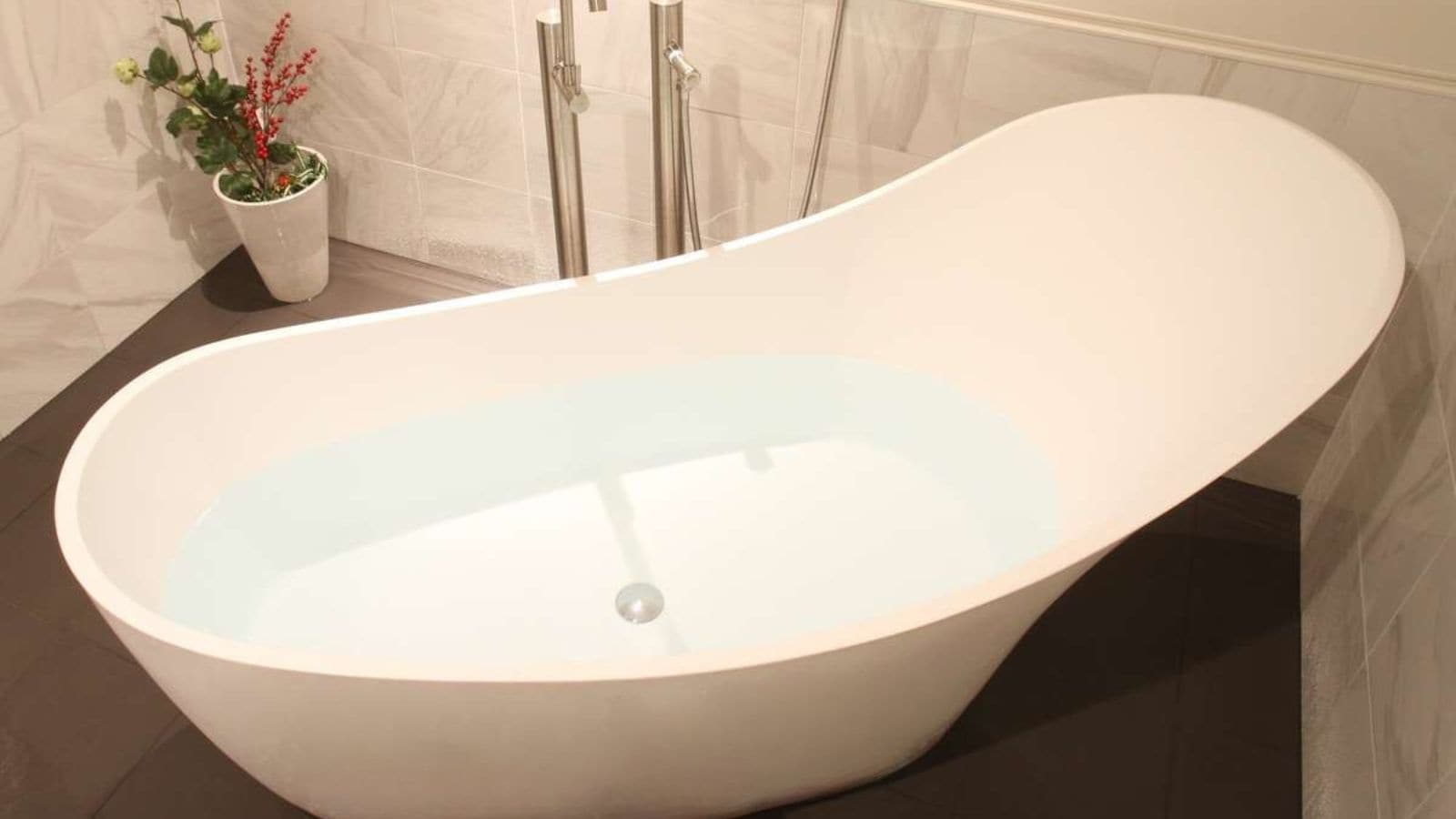 ◆100% natural hot spring water♪ You can pour Gero hot spring water over your head! It will even make your hair smooth.