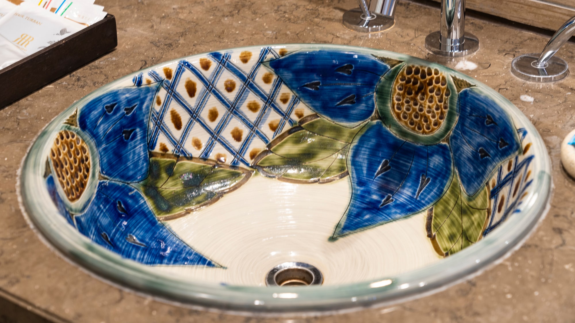 使用 Grand Suite Yachimun 的洗手間空間