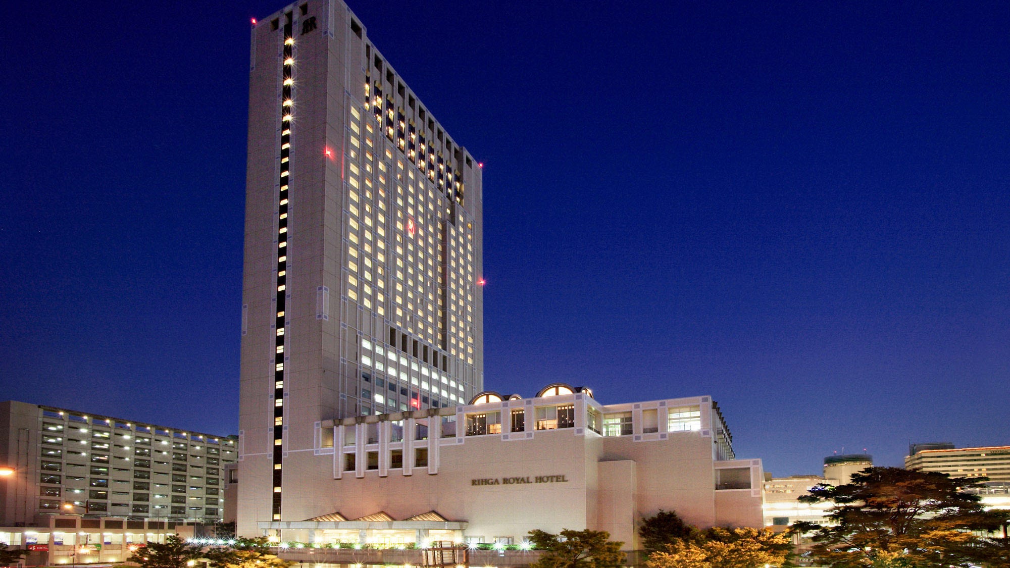 The guest rooms are on the 14th floor or higher, 30 square meters or more, 30-story high-rise city hotel.